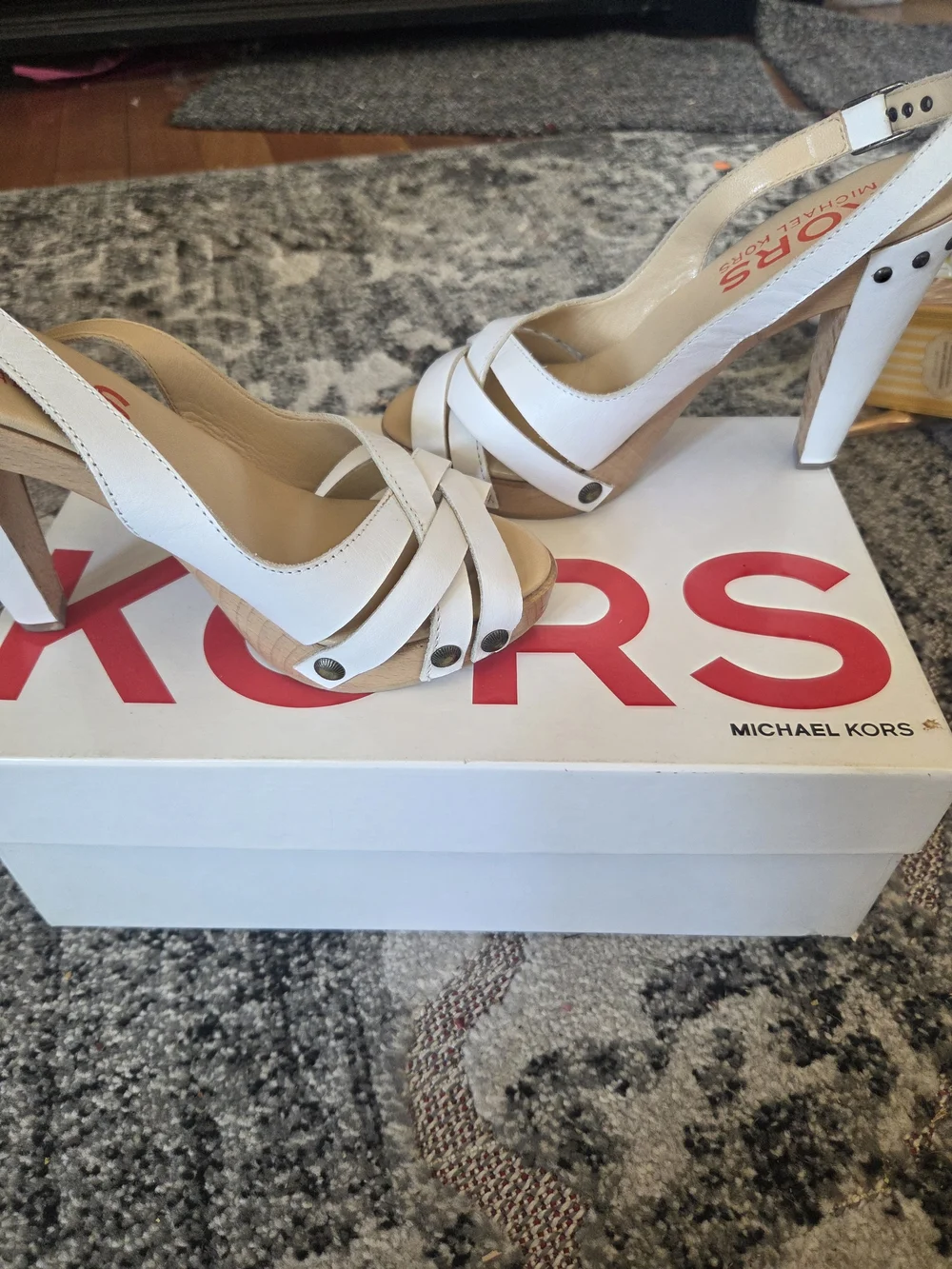 Michael Kors HAMPTON White  Slingback Heels SIZE 5